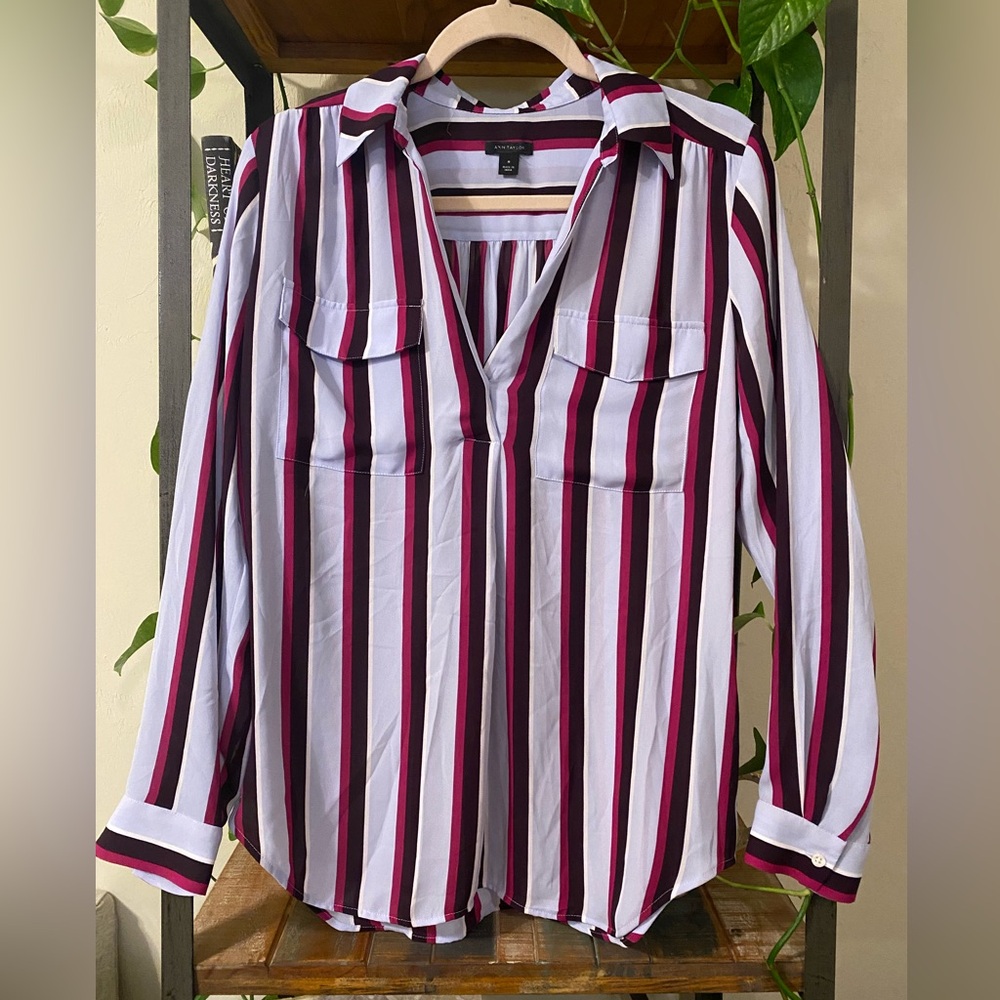 Ann Taylor Stripped Blouse Size:Medium